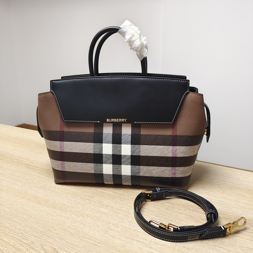 Burberry_Tote_Bag-28_x_1